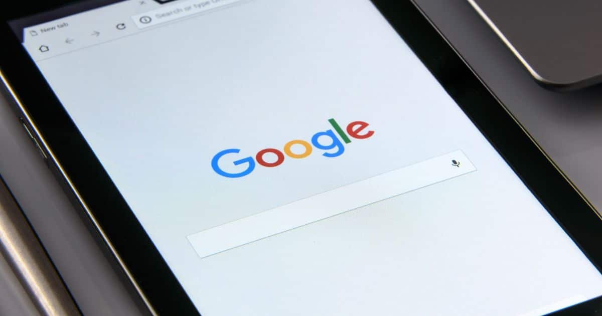 You are currently viewing How to Leverage Voice Search Optimization For Businesses to Dominate Locally?